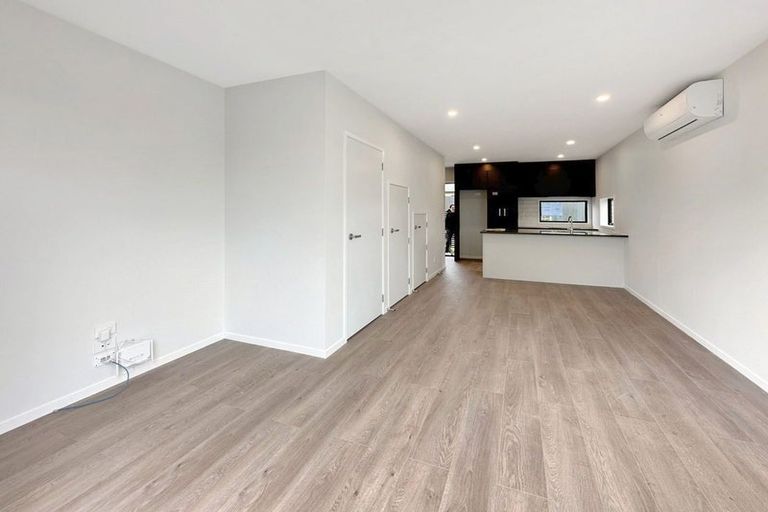 Photo of property in 10 Whati Lane, Henderson, Auckland, 0612