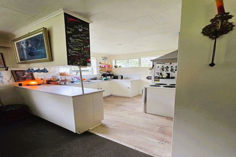 Photo of property in 78b Pinehaven Road, Pinehaven, Upper Hutt, 5019