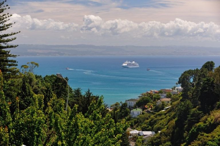 Photo of property in 23 Lincoln Road, Bluff Hill, Napier, 4110