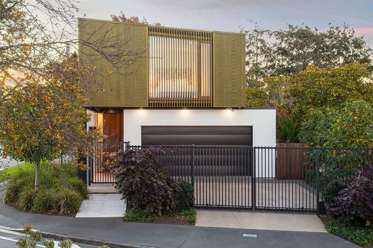 Photo of property in 66 Fendalton Road, Fendalton, Christchurch, 8014