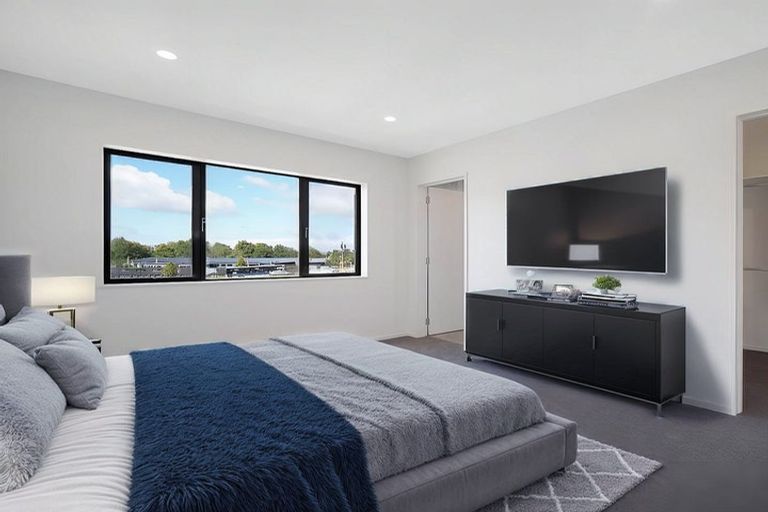 Photo of property in 2 Faithful Drive, Karaka, 2113