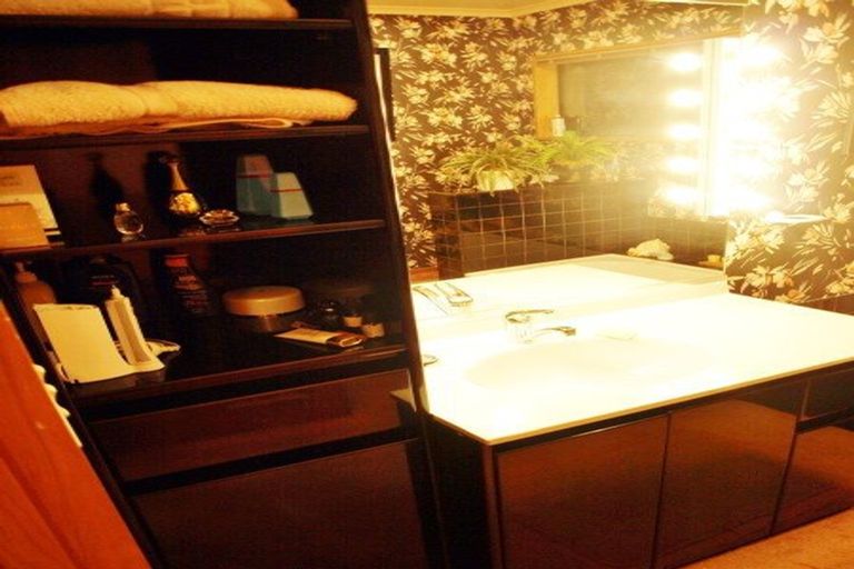 Photo of property in 15 Eastons Road, Westport, 7825