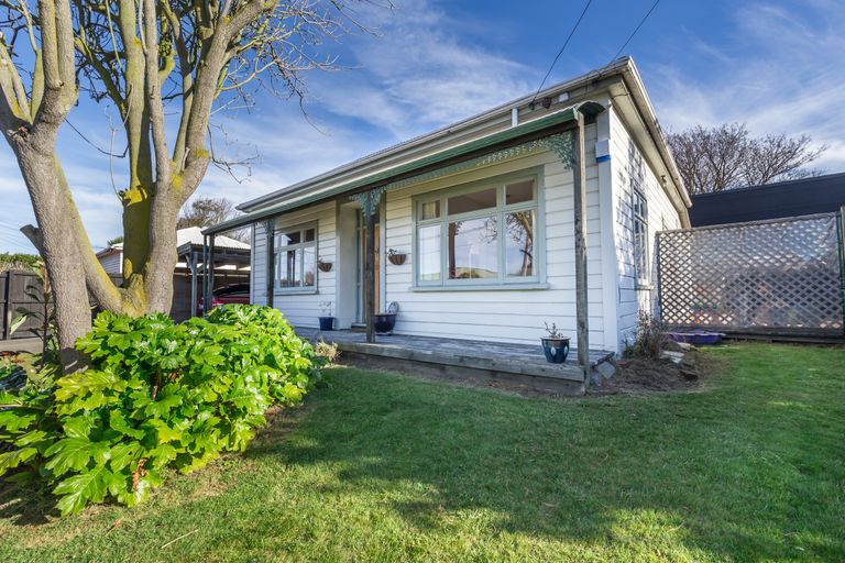 Photo of property in 27 Gilby Street, Linwood, Christchurch, 8011