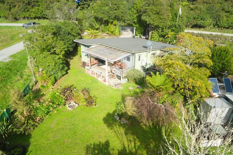 Photo of property in 1903 Lake Mitchells Road, Inchbonnie, 7875