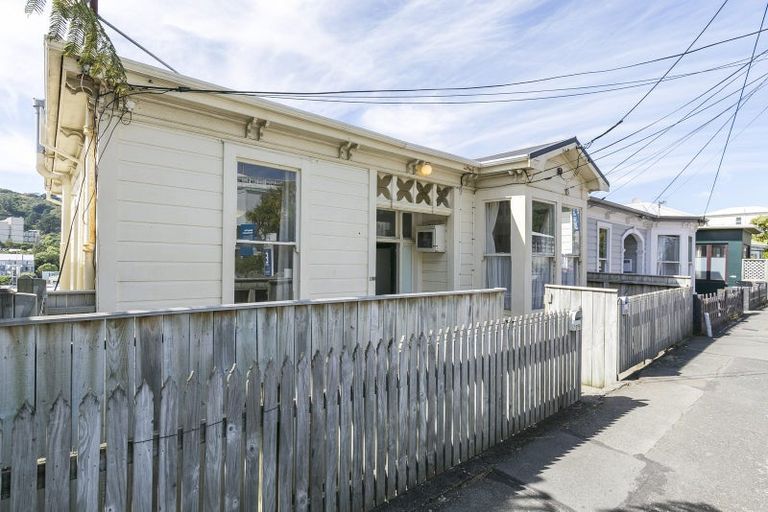 Photo of property in 109 Tasman Street, Mount Cook, Wellington, 6021