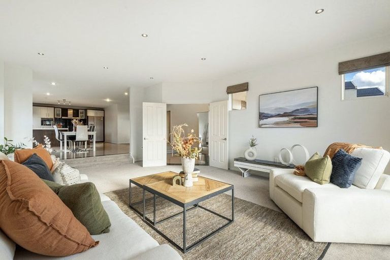 Photo of property in 6 Kittiwake Drive, Schnapper Rock, Auckland, 0632