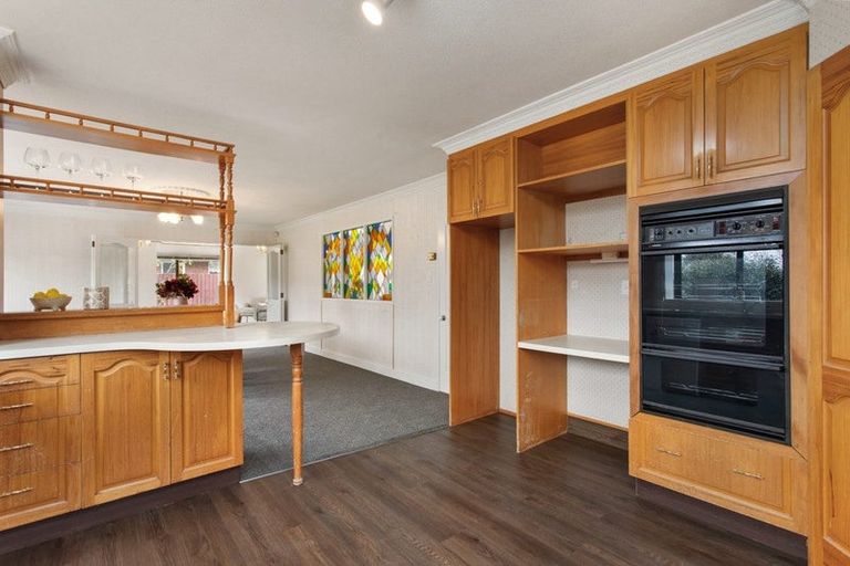 Photo of property in 39 Briarmont Street, Avondale, Christchurch, 8061