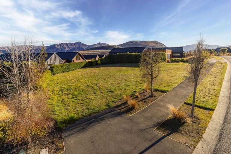 Photo of property in 11 Falconer Rise, Jacks Point, Queenstown, 9371