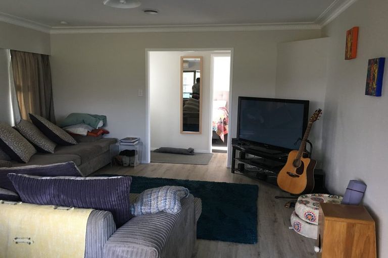 Photo of property in 3 Lilian Street, Te Kamo, Whangarei, 0112