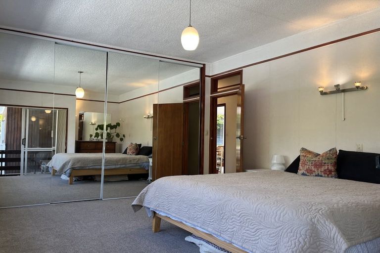 Photo of property in 318 Huia Road, Titirangi, Auckland, 0604