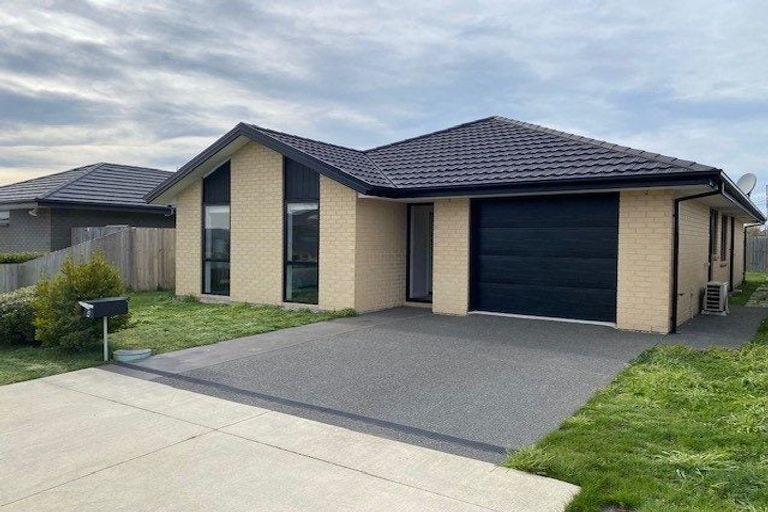 Photo of property in 4 Shrimpton Avenue, Woodend, 7610
