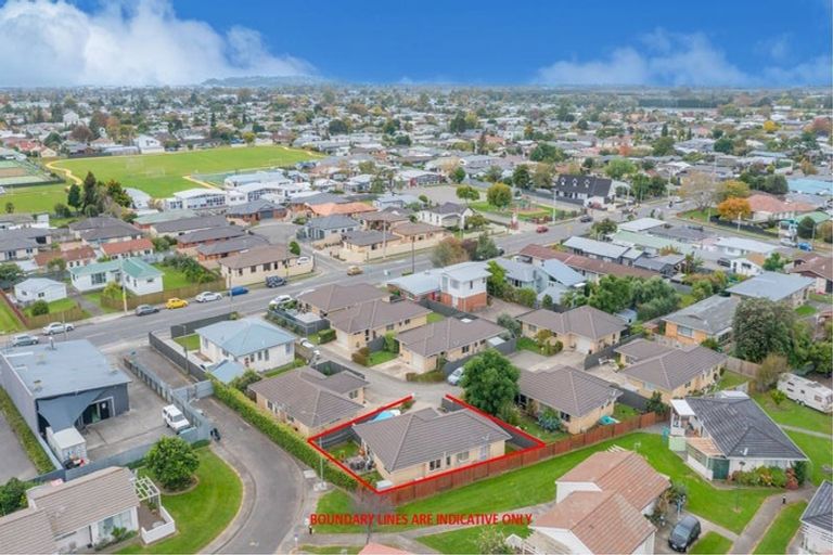 Photo of property in 17e Meeanee Road, Taradale, Napier, 4112