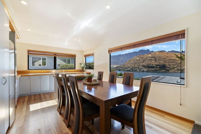 Photo of property in 37 Larch Hill Place, Queenstown, 9300