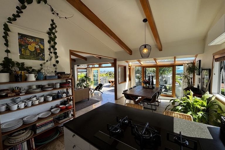 Photo of property in 163 Vivian Street, New Plymouth, 4310