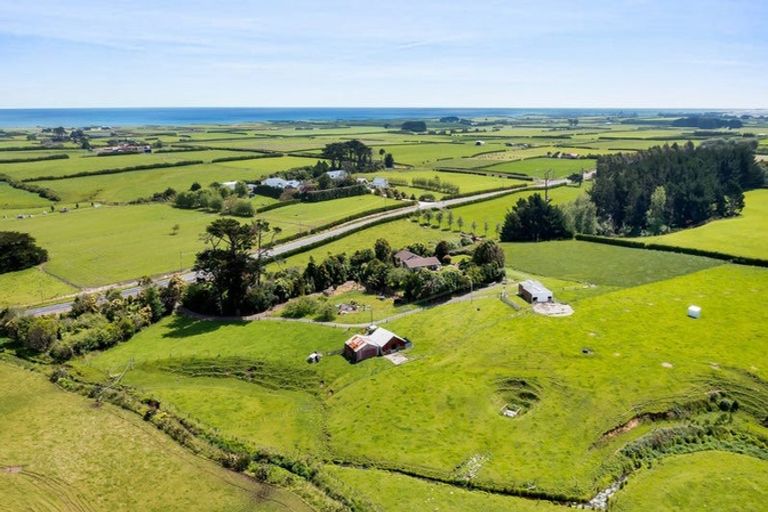 Photo of property in 174 South Road, Hawera, 4610