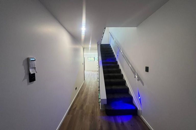 Photo of property in 6/2 Donnell Avenue, Favona, Auckland, 2024