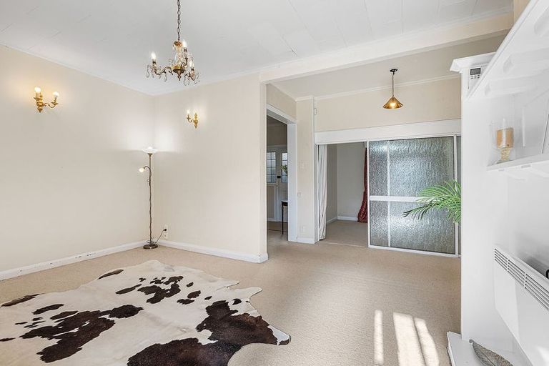 Photo of property in 10 Rimu Road, Kelburn, Wellington, 6012