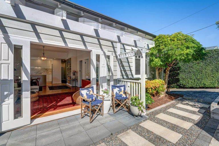 Photo of property in 65 Vipond Road, Stanmore Bay, Whangaparaoa, 0932