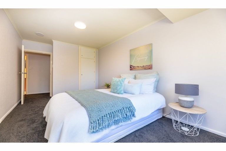 Photo of property in 51a Glenharrow Avenue, Avonhead, Christchurch, 8042