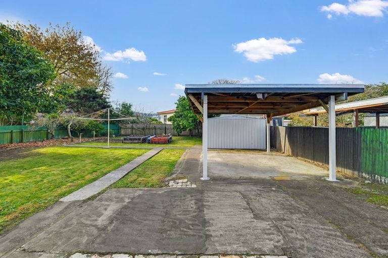 Photo of property in 16 Victory Place, Aramoho, Whanganui, 4500