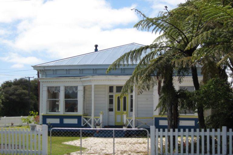 Photo of property in 35 Peel Street, Westport, 7825