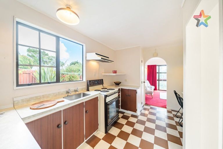 Photo of property in 212a Staithes Drive South, Whitby, Porirua, 5024