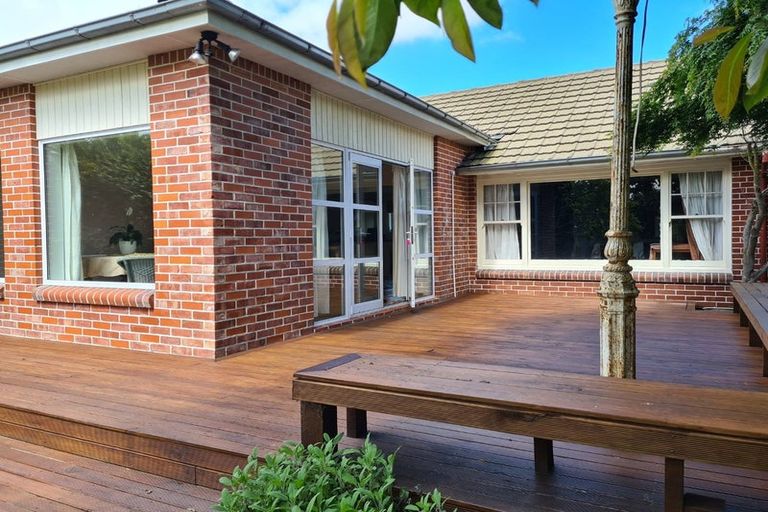 Photo of property in 5 Woodford Terrace, Ilam, Christchurch, 8053