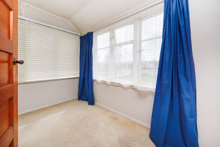 Photo of property in 6 Lambert Street, Marton, 4710