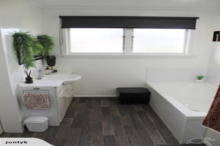 Photo of property in 21 Sherratt Street, West End, Timaru, 7910