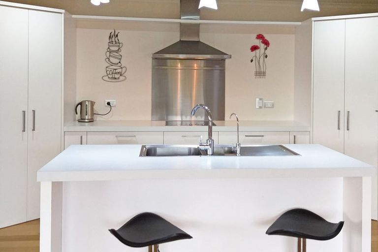 Photo of property in 6 Essex Street, Weston, Oamaru, 9401