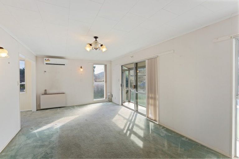 Photo of property in 30 Arawhata Road, Paraparaumu, 5032