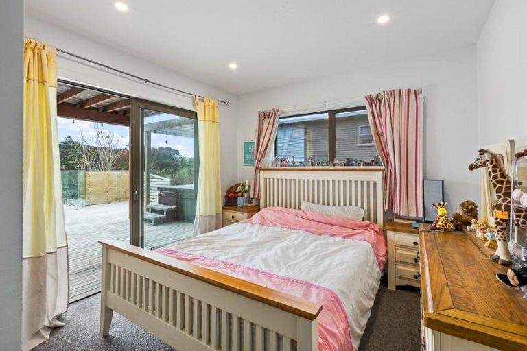 Photo of property in 26 Hawaiian Parade, Arkles Bay, Whangaparaoa, 0932