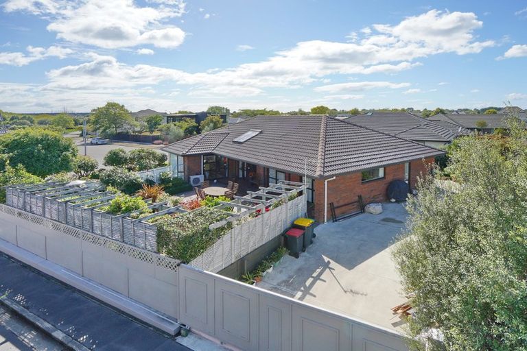 Photo of property in 19 Saint Pauls Place, Burwood, Christchurch, 8083