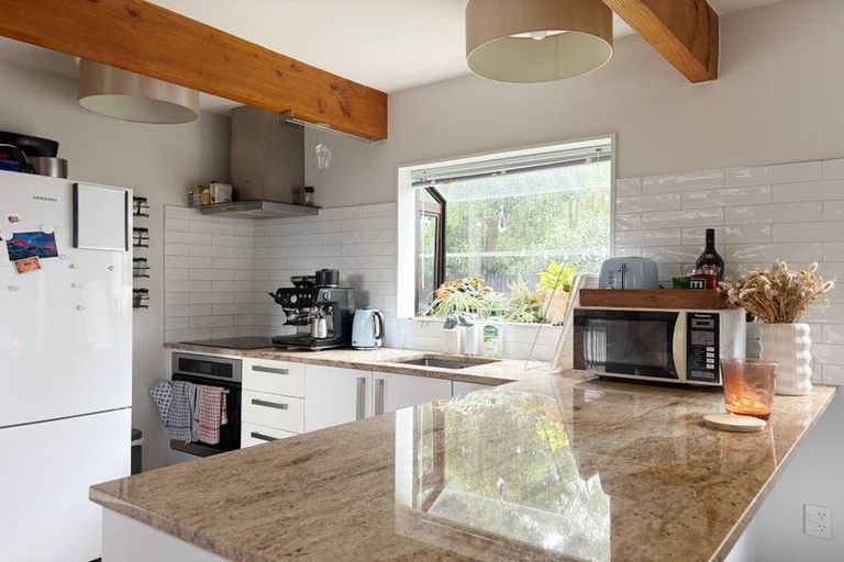 Photo of property in 2/12 Brittan Street, Linwood, Christchurch, 8011