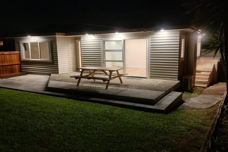 Photo of property in 1/184 Forrest Road, Forrest Hill, Auckland, 0620