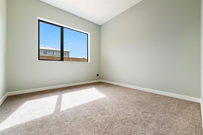 Photo of property in 32 Ta Moko Drive, Gulf Harbour, 0930