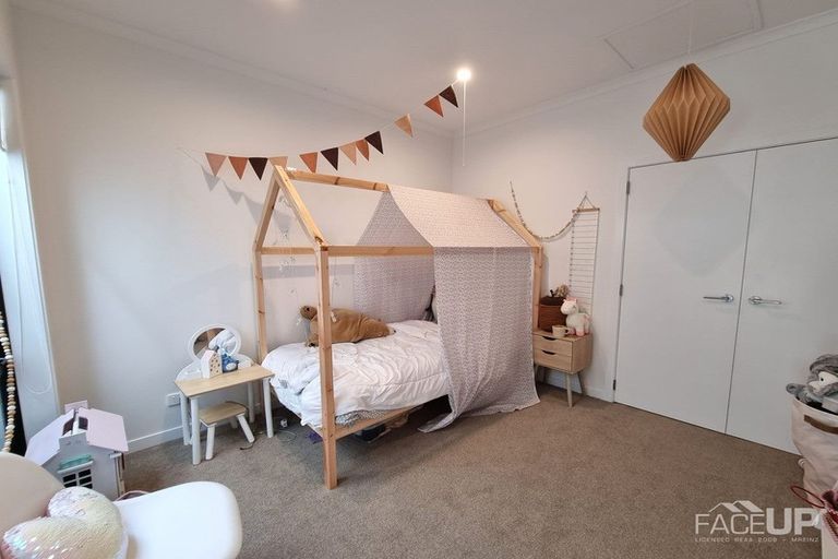 Photo of property in 5 Grey Warbler Road, Hobsonville, Auckland, 0616