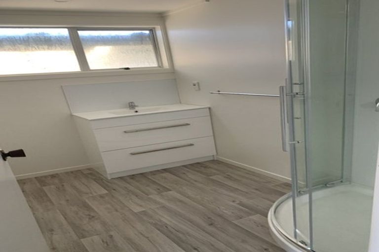 Photo of property in 415 Kahikatea Drive, Dinsdale, Hamilton, 3204