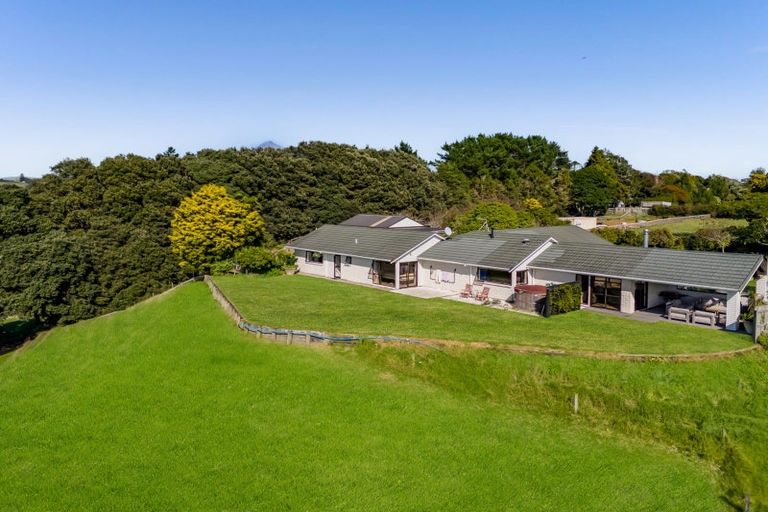 Photo of property in 515 Carrington Road, Hurworth, New Plymouth, 4371