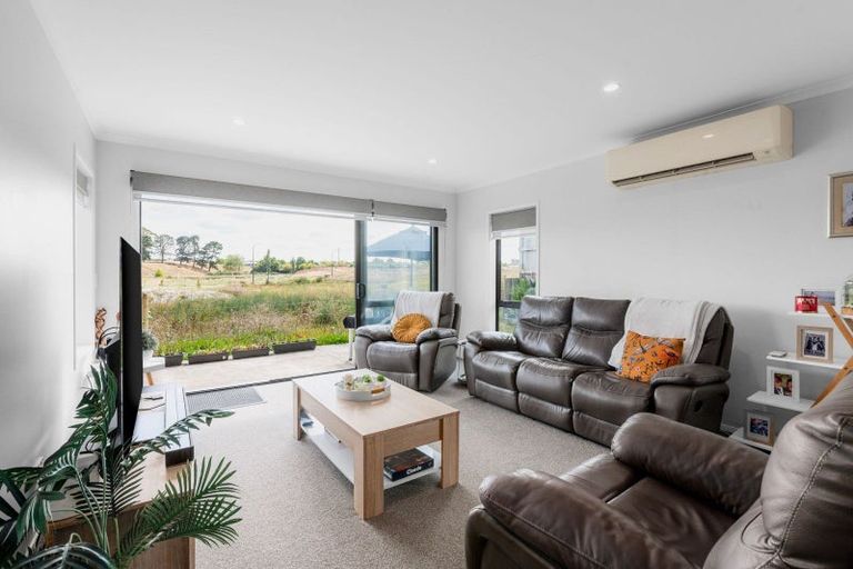 Photo of property in 46u2 North Ridge Drive, Rototuna North, Hamilton, 3281