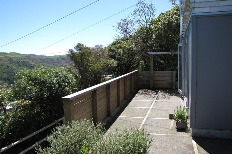 Photo of property in 43 Bedford Street, Northland, Wellington, 6012