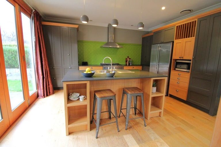 Photo of property in 398 North Road, North East Valley, Dunedin, 9010