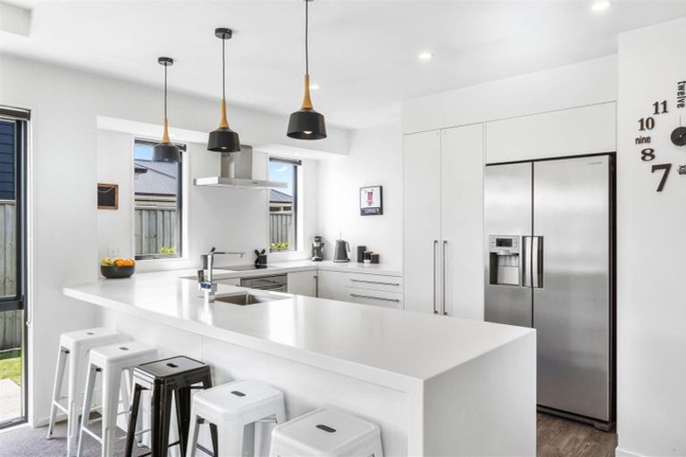 Photo of property in 31 Lewis Crescent, Rolleston, 7614