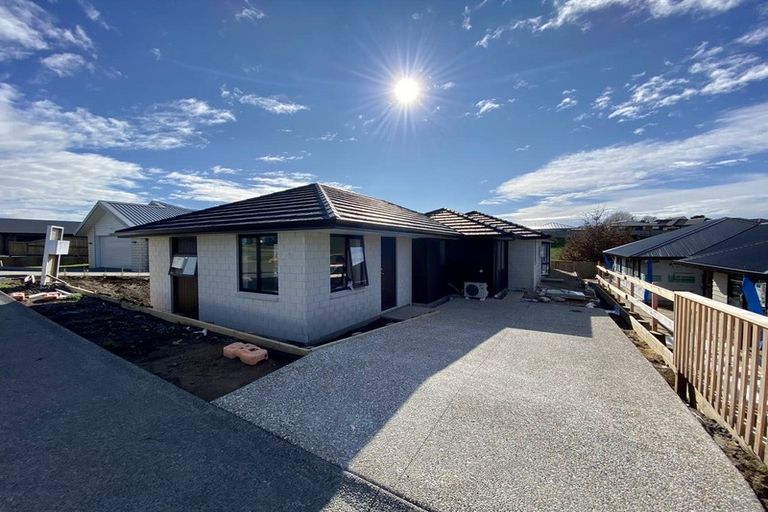 Photo of property in 38 Kiritiana Close, Pyes Pa, Tauranga, 3112