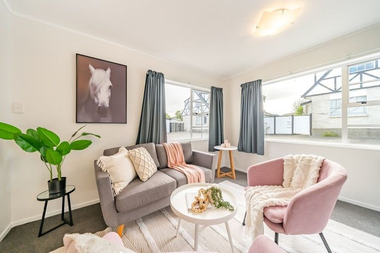 Photo of property in 11f5- John Street, Trentham, Upper Hutt, 5018