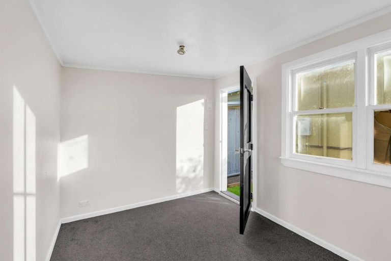 Photo of property in 5 Banks Street, Tolaga Bay, 4077