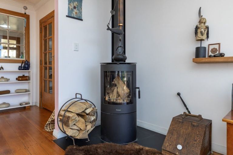 Photo of property in 5 Golf Road, Paraparaumu Beach, Paraparaumu, 5032