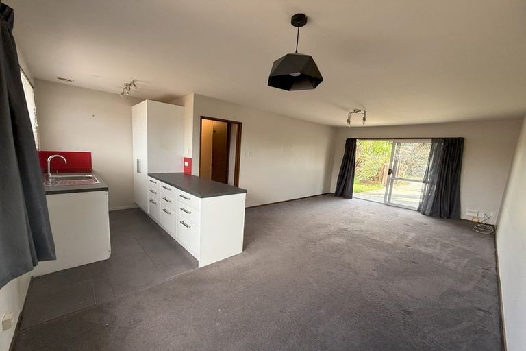 Photo of property in 3/36 Epsom Road, Sockburn, Christchurch, 8042