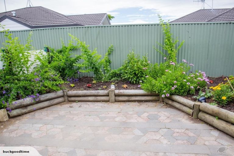 Photo of property in 10 Harpham Street, Taradale, Napier, 4112