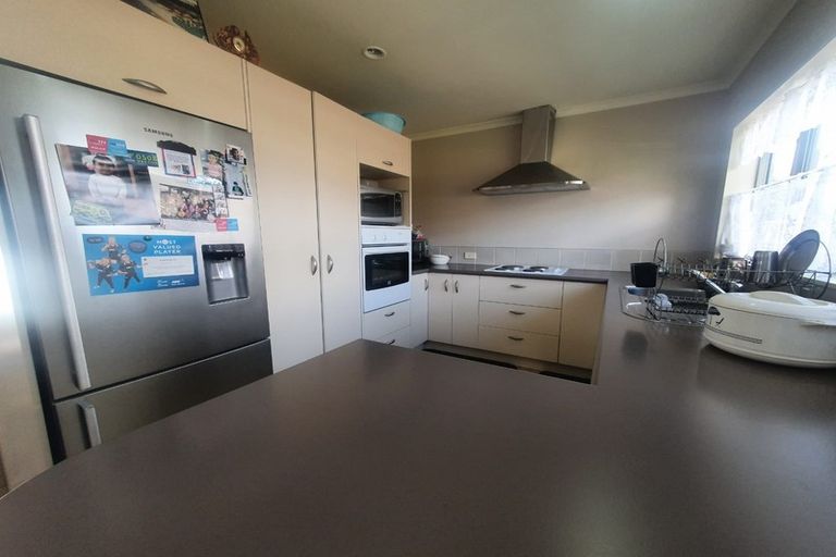 Photo of property in 28 Takanini School Road, Takanini, 2112